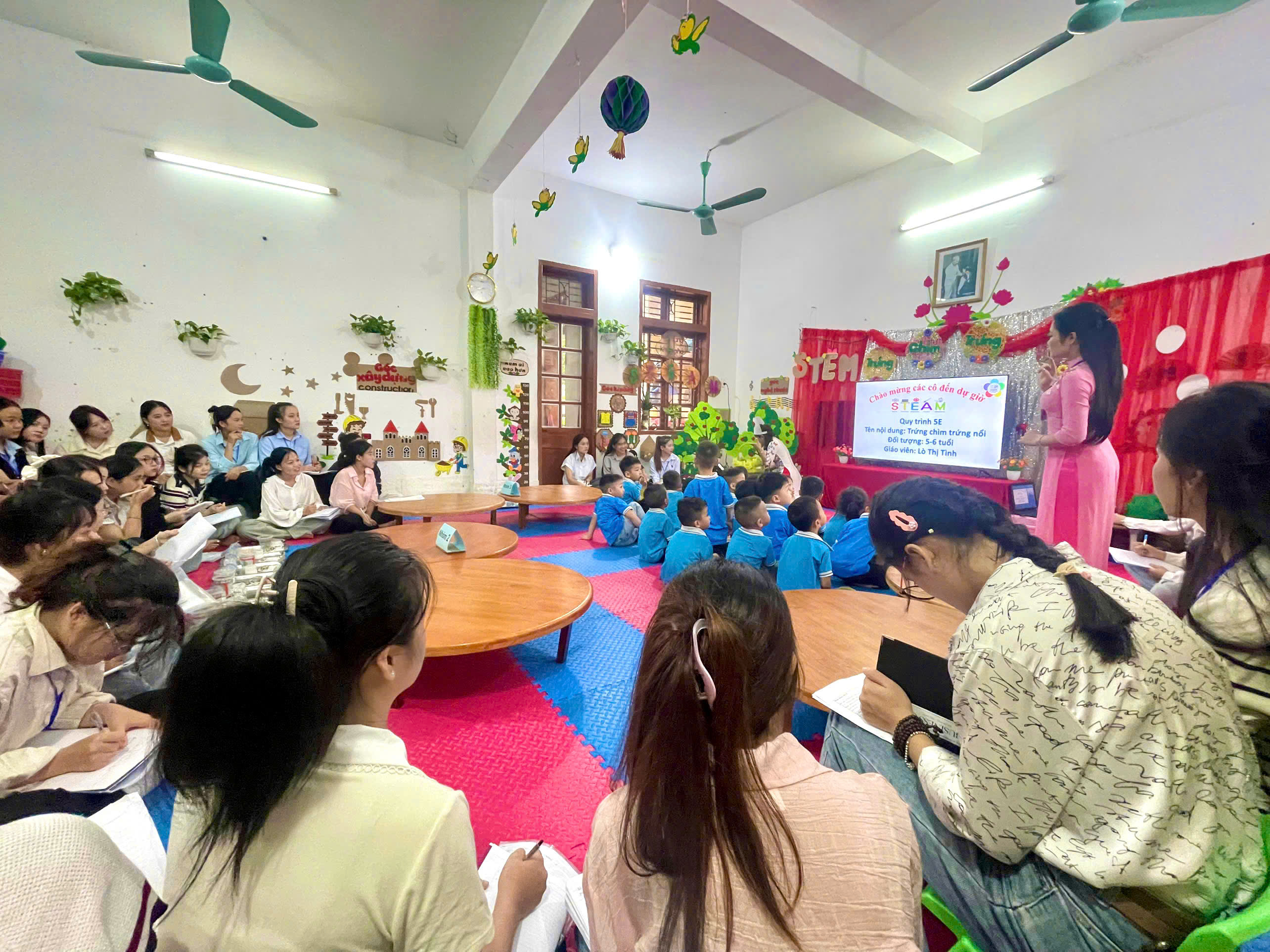 Sinh viên Cao đẳng Mầm non K61 Trường Cao đẳng Sơn La ghi dấu ấn tại kỳ kiến tập sư phạm